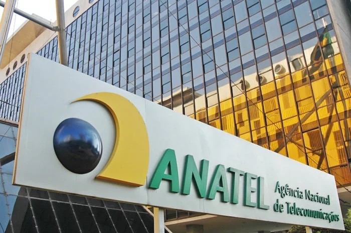 ANATEL, órgão responsável pela setor de telecomunicações, propõe modernizar fiscalização regulatória.