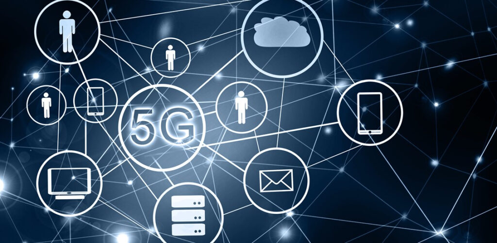 Tecnologias como 5G, Internet das Coisas (IoT) e computação em nuvem fazem parte da rede.