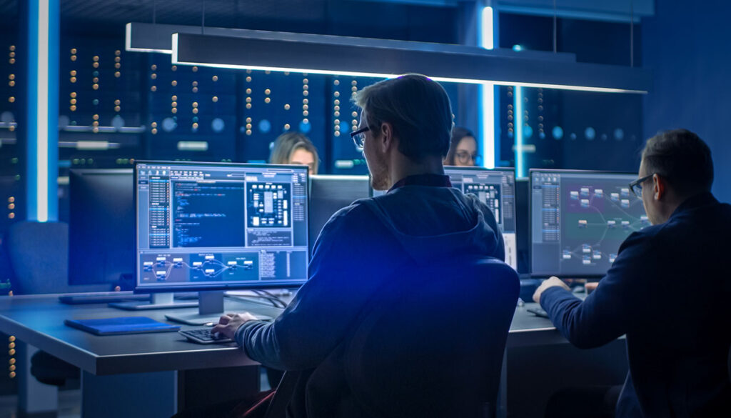 NOC correlação de alarmes alert storm incidentes eventos